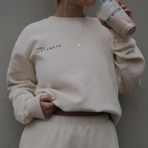 California Aesthetic Healthy Slow Living Spiritual Mantra Sweatshirt - Like New - Picture 4 of 13